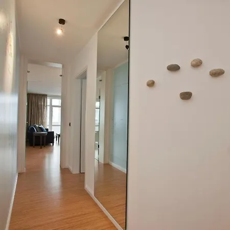 Alice Sonnenfisch Mit 2 Schlafzimmer & Balkon شقة *